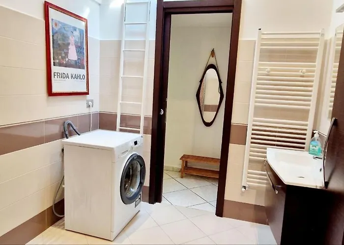 Quadrilatero, Spaziosa, Easy, Ca' Dei Viaggiatori * Turin